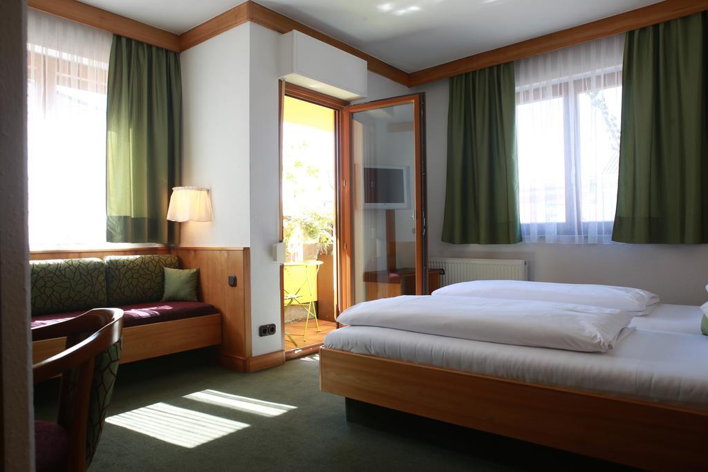 Hotel Zillners Einkehr *** Altheim Экстерьер фото