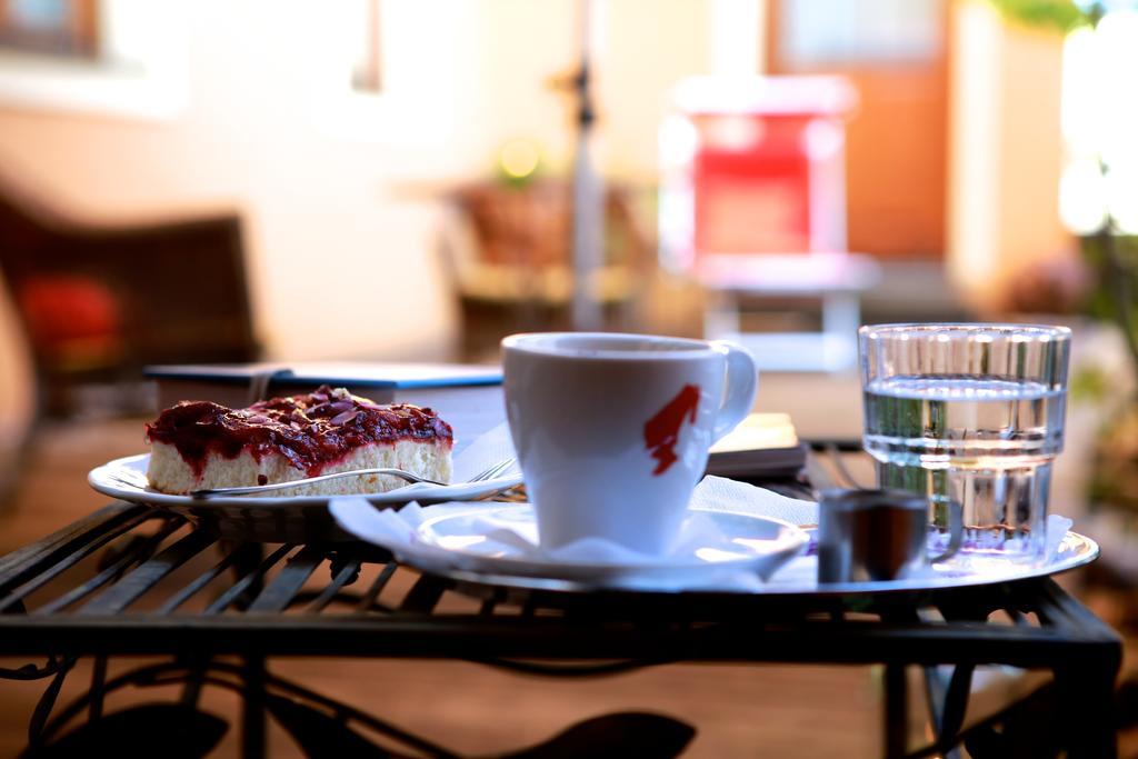 Hotel Zillners Einkehr *** Altheim Экстерьер фото